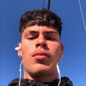 Meet your Posher, Ramon